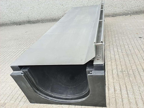 玻璃鋼排水溝特點(diǎn)